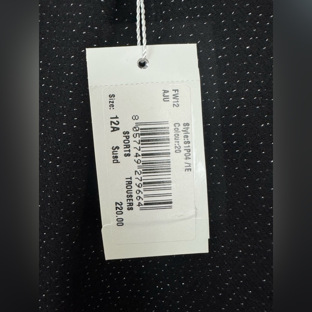 Armani Junior Black Wool Mix Trouser Shorts with Bow on Back Italian 12A. NWT - Picture 4 of 14